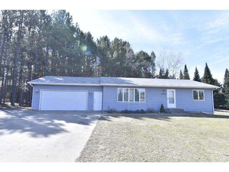32930 Hilary Cir, Cambridge, MN 55008
