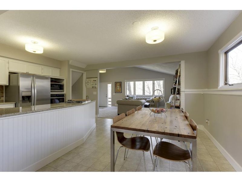 12030 Arbor Cir, Minnetonka, MN 55305