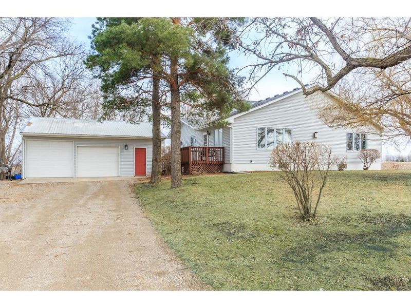 1192 27th St NW, Buffalo, MN 55313
