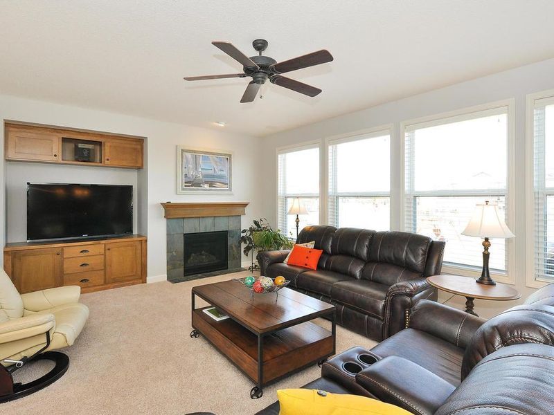 17950 62nd Ave N, Maple Grove, MN 55311