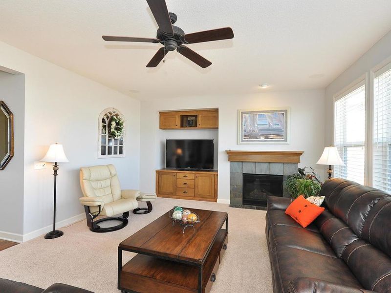 17950 62nd Ave N, Maple Grove, MN 55311