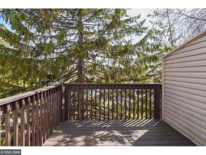 14700 95th Ave N, Maple Grove, MN 55369