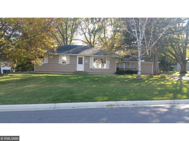 7225 52nd Ave N, Crystal, MN 55428