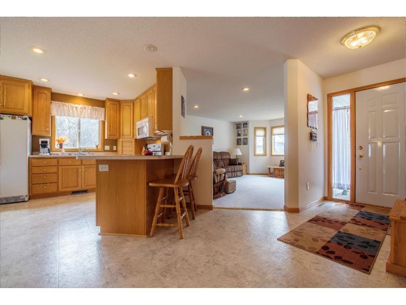 1932 Quarry Rd, Saint Cloud, MN 56301