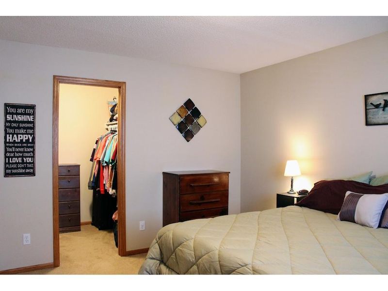 6734 Black Spruce St, Saint Cloud, MN 56303
