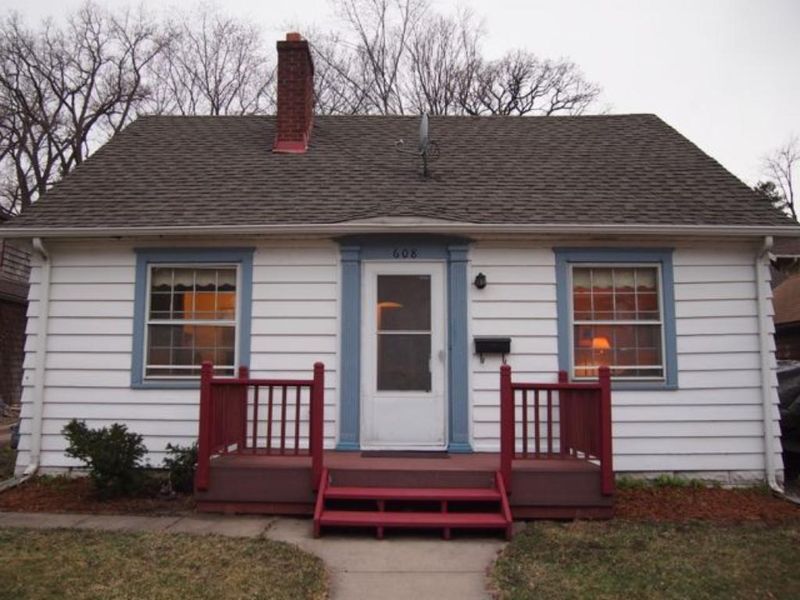 608 Oliver Ave S, Minneapolis, MN 55405