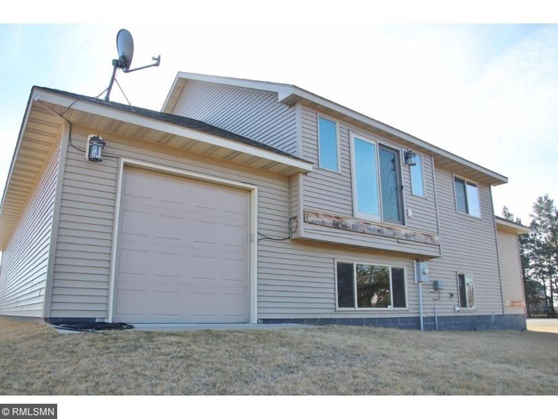 3305 12th Ave N, Sartell, MN 56377
