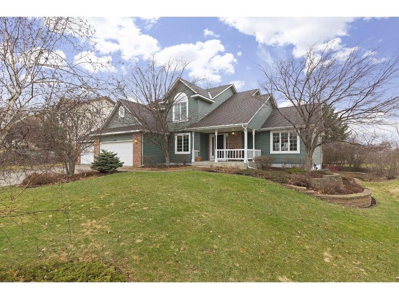 780 Interlachen Draw, Woodbury, MN 55125