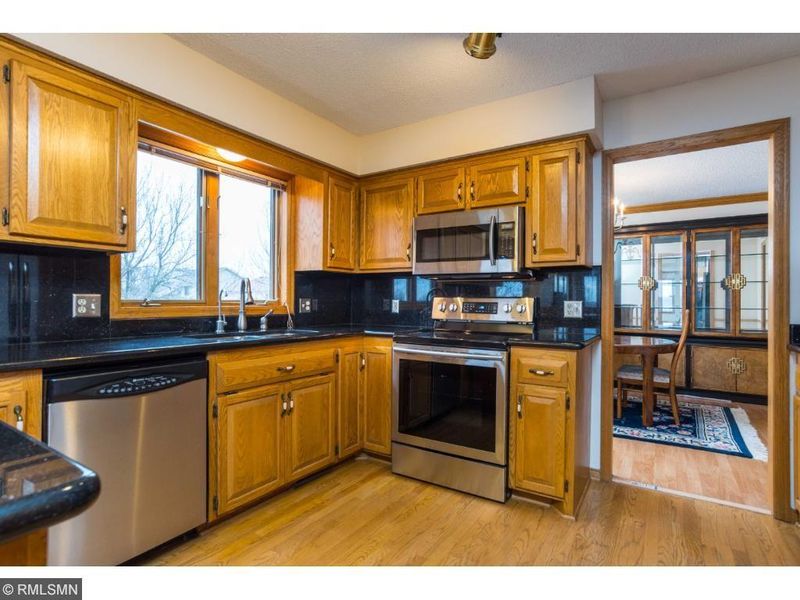 12985 57th Ave N, Plymouth, MN 55442