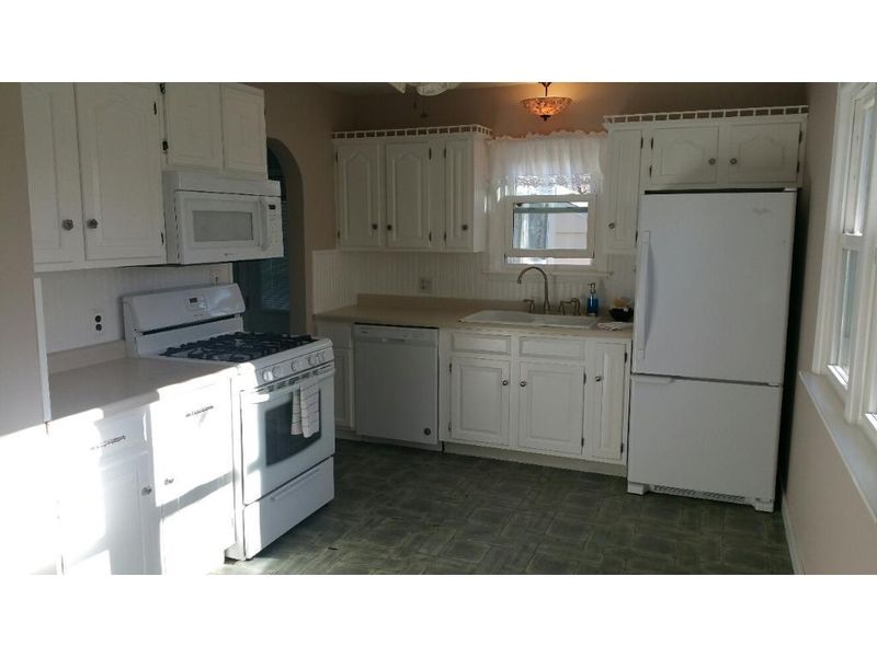 221 Richmond St W, South Saint Paul, MN 55075