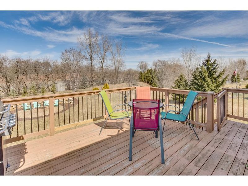 17 Elm St, Lino Lakes, MN 55014