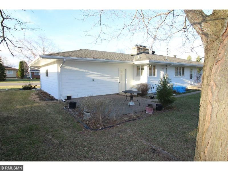 3300 36th Ave NE, Saint Anthony, MN 55418