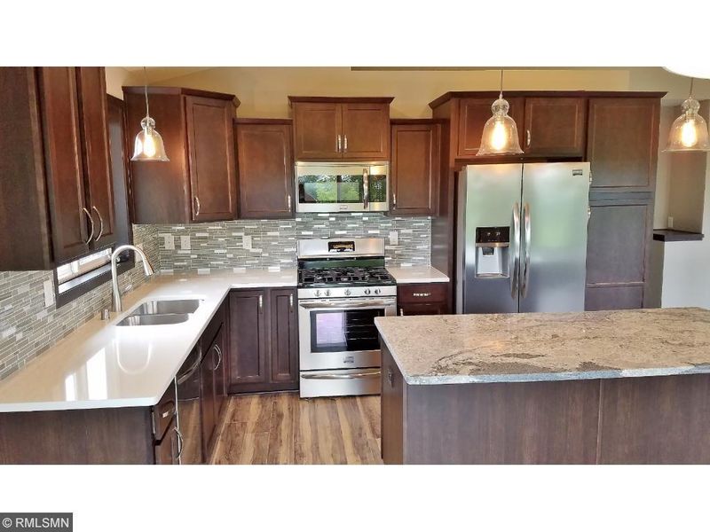 19917 Deerbrooke Pa, Farmington, MN 55024