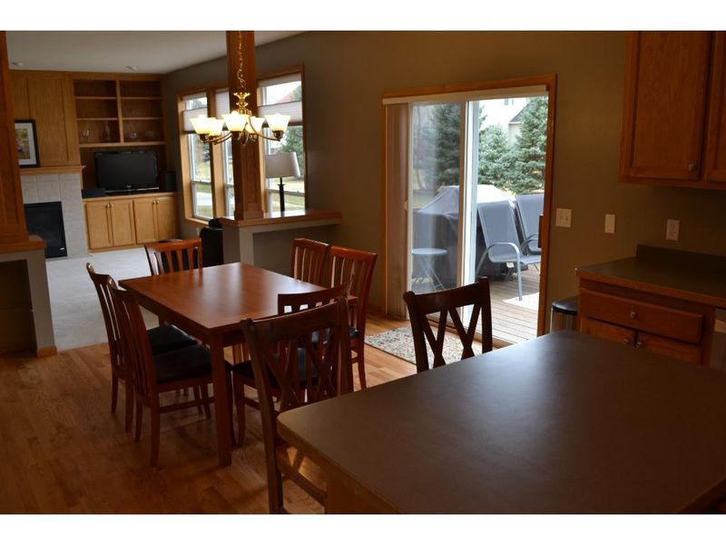 10943 Eagle View Pl, Woodbury, MN 55129