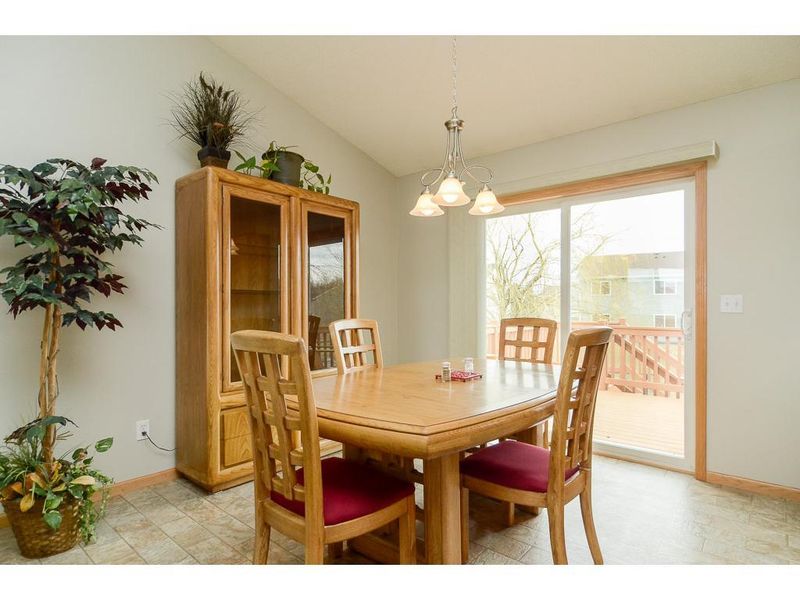 612 Emerson Ave N, Montrose, MN 55363
