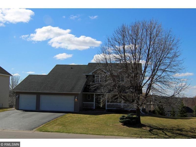 684 August Dr, Chaska, MN 55318