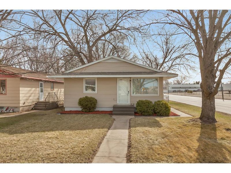 800 35th Ave N, Saint Cloud, MN 56303