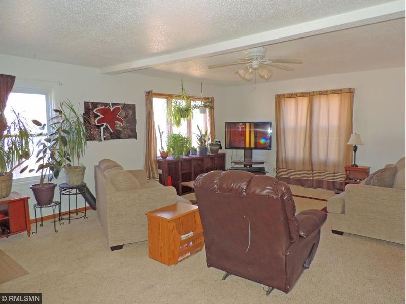 505 S 8th St, Walker, MN 56484
