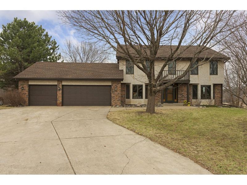 10240 Hilltop Ct, Champlin, MN 55316