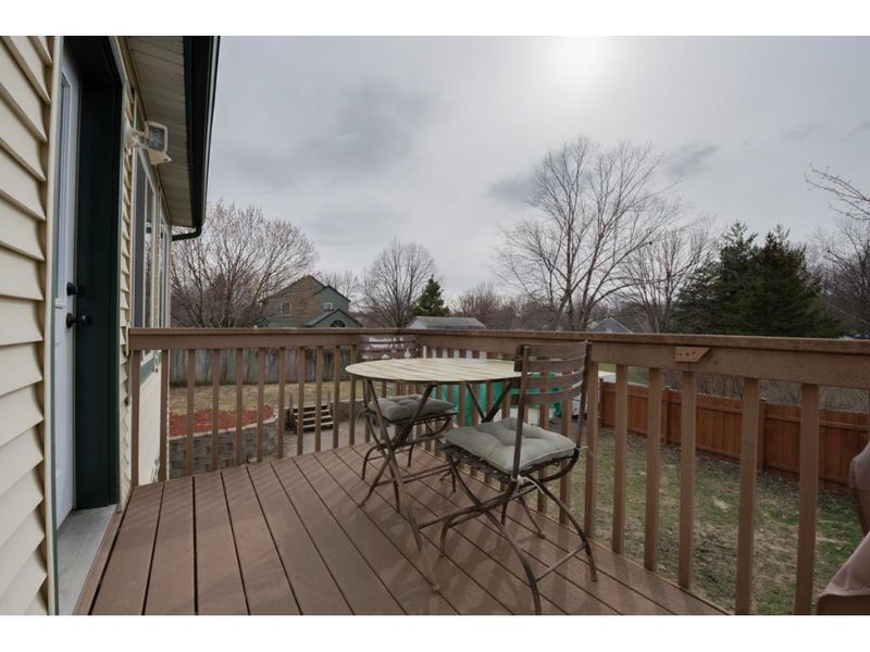 19001 Pleasantview Rd, Eden Prairie, MN 55346