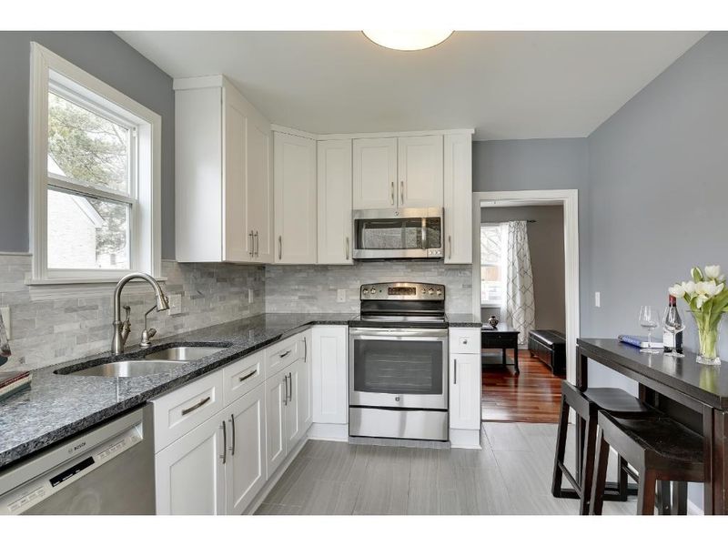 1727 Race St, Saint Paul, MN 55116