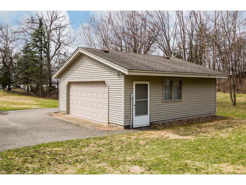 17863 54th St NW, South Haven, MN 55382