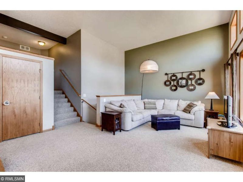 9768 Pinehurst Ct, Elko, MN 55020