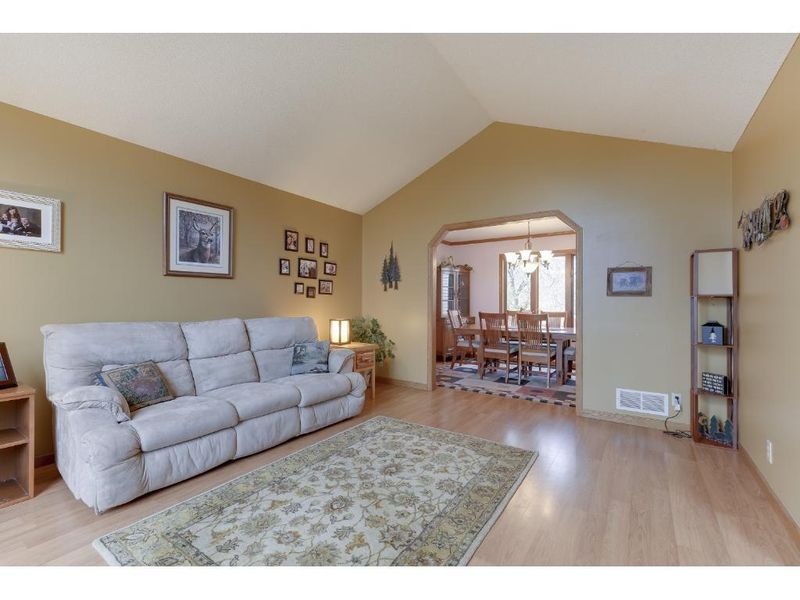 19716 Rush St NW, Elk River, MN 55330