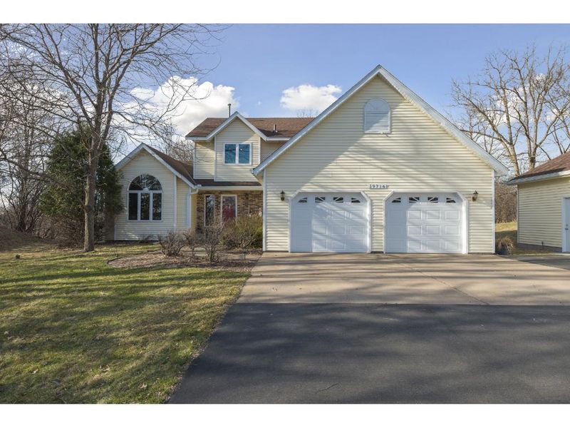 19716 Rush St NW, Elk River, MN 55330
