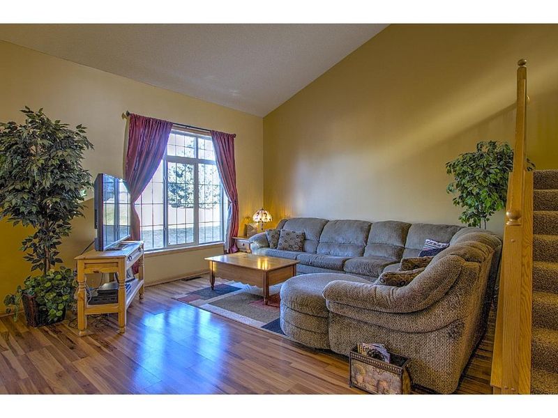 2156 Cleveland Ln S, Cambridge, MN 55008