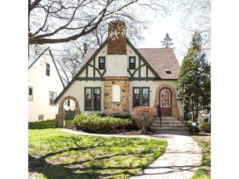 5208 Park Ave, Minneapolis, MN 55417