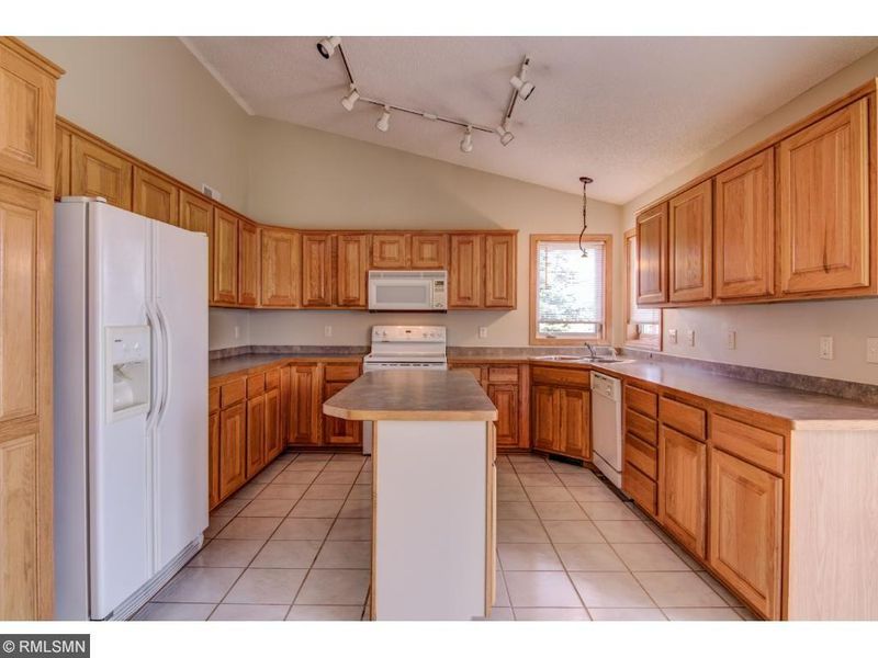 2615 234th Ct NW, Saint Francis, MN 55070