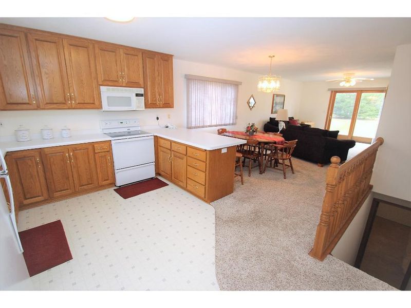 701 2nd Ave NE, Melrose, MN 56352