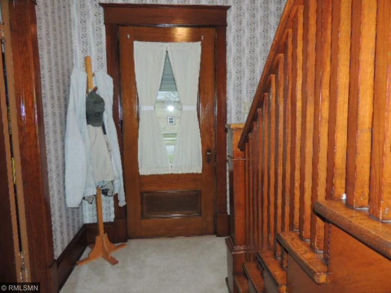 420 11th St E, Menomonie, WI 54751