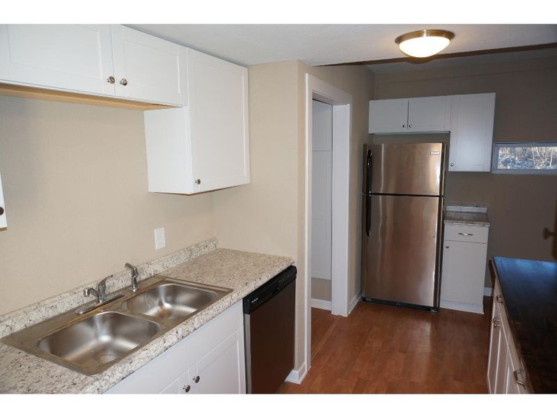 2704 Garfield Ave, Minneapolis, MN 55408