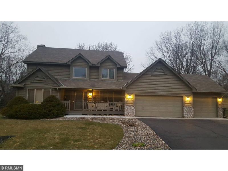 4177 Countryside Dr, Eagan, MN 55123