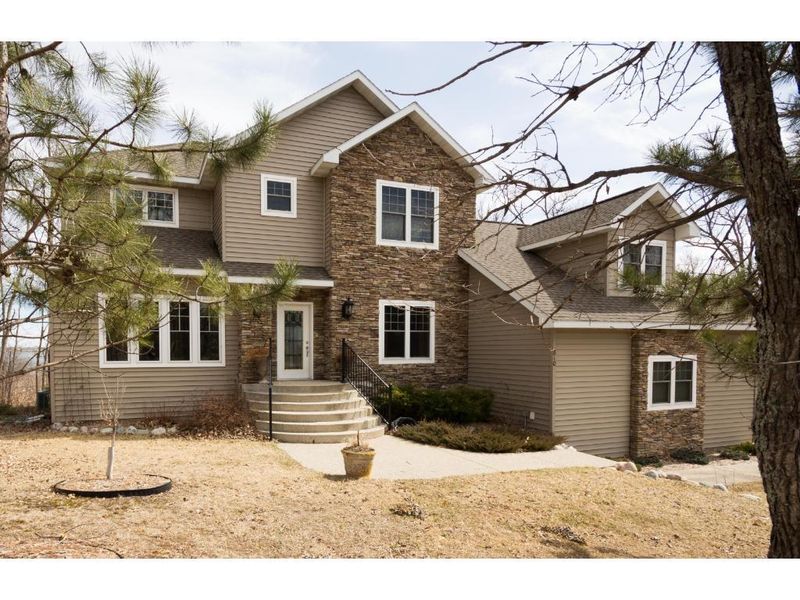 810 Arch Ln SW, Bemidji, MN 56601