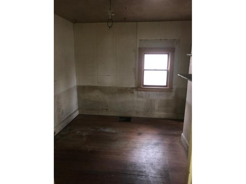 216 N 1st St N, Nerstrand, MN 55053