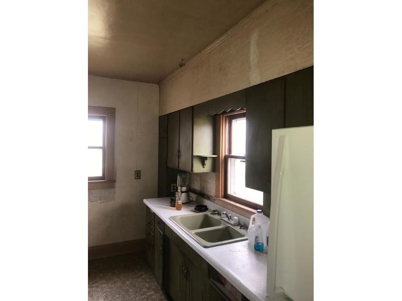 216 N 1st St N, Nerstrand, MN 55053