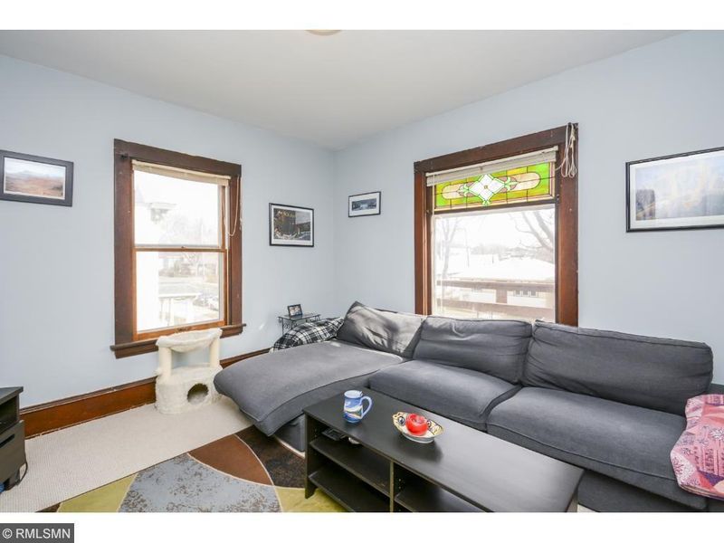 438 Madison St NE, Minneapolis, MN 55413