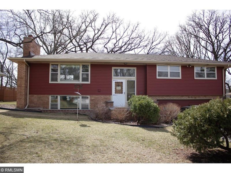 6241 Rainbow Dr NE, Fridley, MN 55432