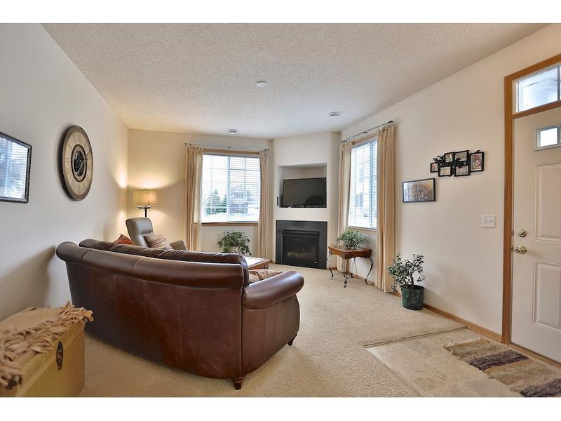 15656 Emerald Dr N #2, Hugo, MN 55038