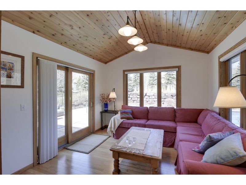 8880 Blackoaks Ln N, Maple Grove, MN 55311
