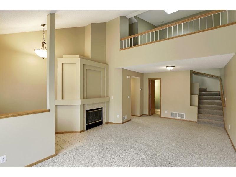 2415 Upland Ln N #E, Plymouth, MN 55447