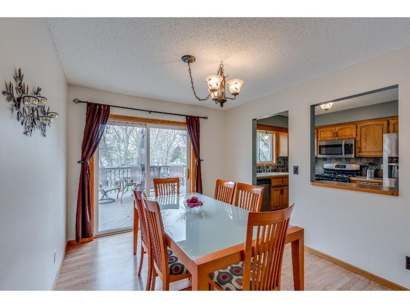 13724 Glenhurst Ave, Savage, MN 55378