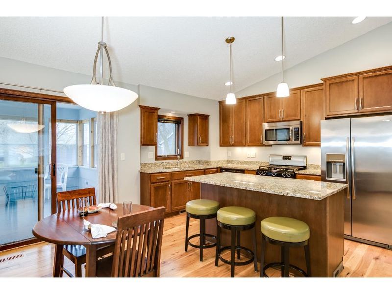 4820 147th St W, Savage, MN 55378