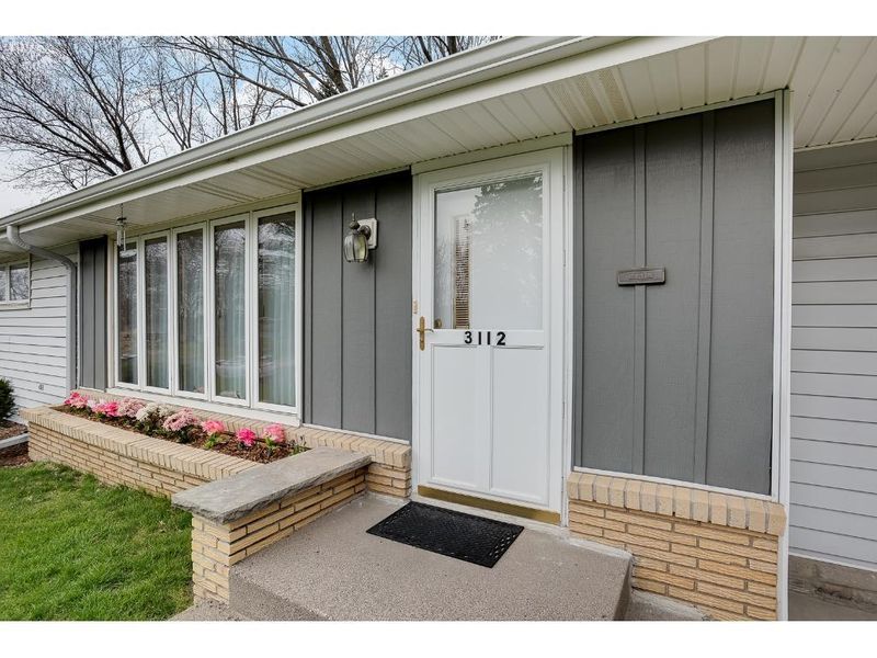 3112 Armour Ter, Saint Anthony, MN 55418