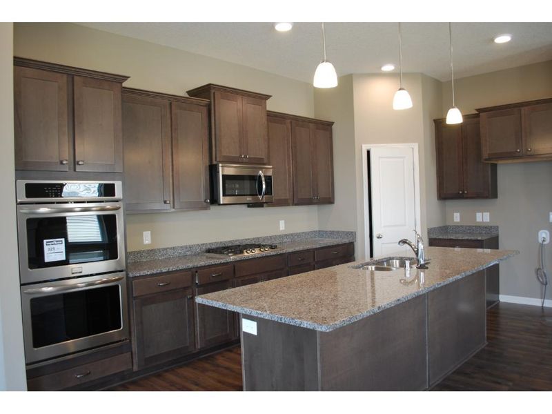 3568 Kachina Ave NE, Saint Michael, MN 55376