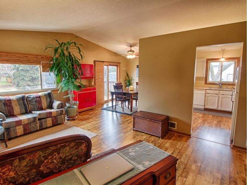 6209 113th Ave N, Champlin, MN 55316
