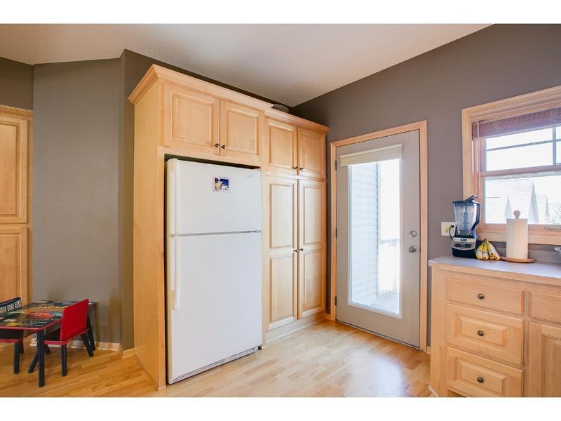 754 Parkside Ln, Columbia Heights, MN 55421